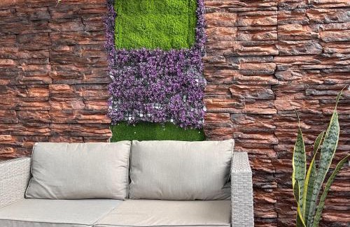 Quetzaltenango Apartment | Brazilian Art - Estacionamiento Grátis & Emisión de Factura