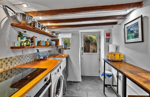 Launceston House | Bre Stefan by Interhome