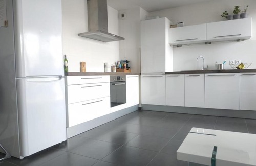 Gex House | Break Room