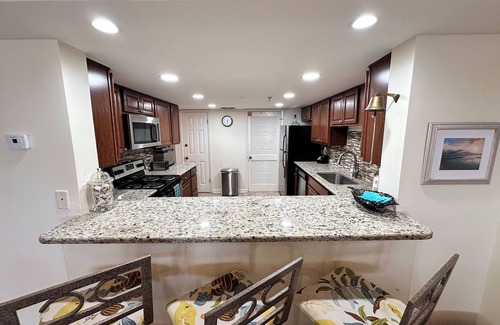 Destin Condo | Breakers East 1105~ Spacious 2BR/2BA~Beachfront Beach setup included