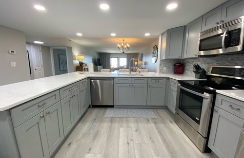 Destin Condo | Breakers East 1202- Gulf Front Spacious 2 BR/2BA Beach setup included