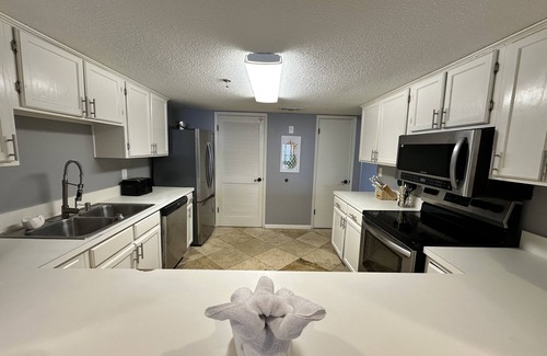 Destin Condo | "Breakers East 1204"~Gulf Front 2BR/2BA Beach setup included