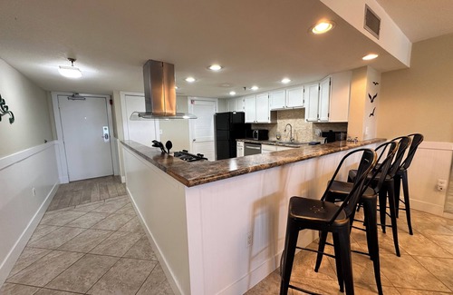 Destin Condo | "Breakers East 705"~ 2BR/2BA~Reserved/Covered Parking Beach setup included