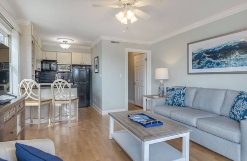 North Forest Beach Condo | Breakers Family Condo w/Ocean & Pool Views, Walk to Beach, Shops