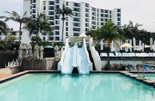 Umhlanga Apartment | Breakers Resort Umhlanga-Happy Holidays