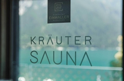 Pertisau House | Breakfast with short stay Panorama lake view SUP - Seehotel Einwaller