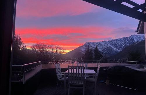 Queenstown Bed & Breakfast | Breakfast at Tiffanys