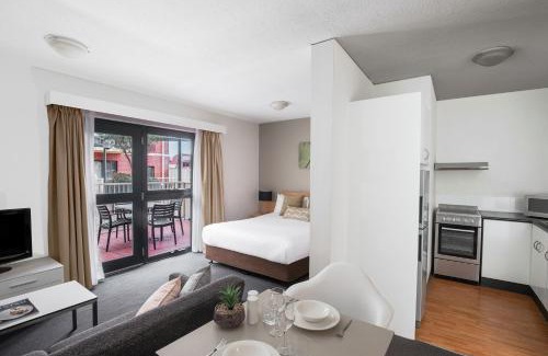 Adelaide Central Business District Apartment | BreakFree Adelaide