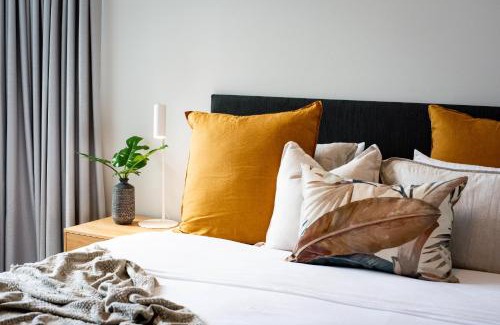 Cairns Central Business District Apartment | BreakFree Royal Harbour