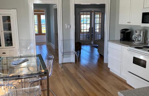 Lower Woods Harbour House | Breakwater Lodge