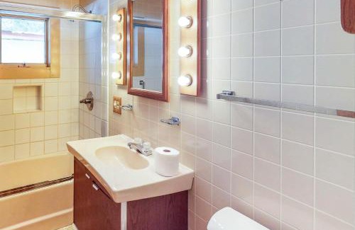 Greenville Junction House | Breakwater Lodge