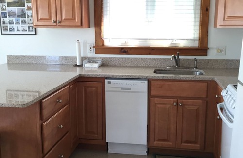 Breakwater Village Cottage | Breakwater Village Waterview Cottage