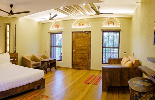 Diamond Harbour Hotel | Breathing Earth