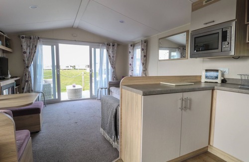 Happisburgh Cottage | Breathing Space