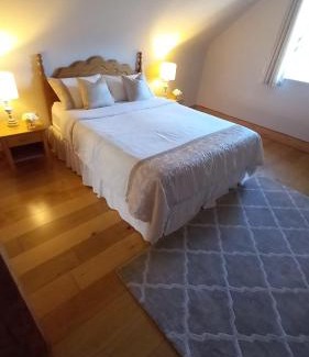 Askeaton House | Breathneach House