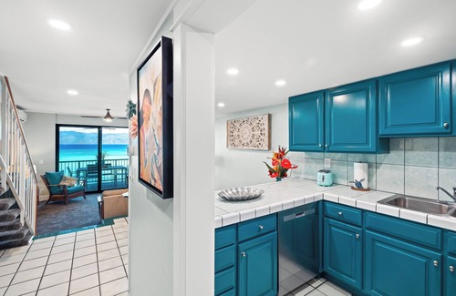 Honokowai Condo | Breathtaking 3rd-floor 3bd oceanfront condo