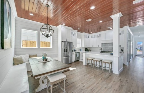 Crystal Beach House | Breathtaking Beach House – 3-Min Walk to the Sand! Private Pool & Firepit