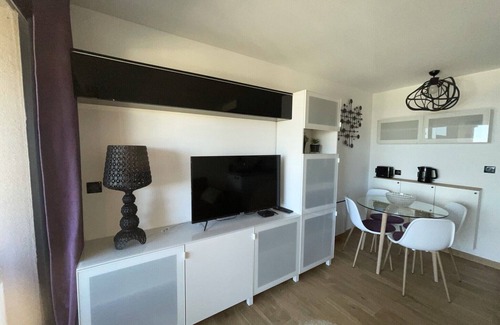 La Croix des Gardes Apartment | Breathtaking. Cannes