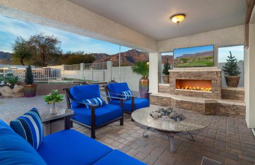 Gold Canyon House | Breathtaking Family Retreat in Elite Gold Canyon!