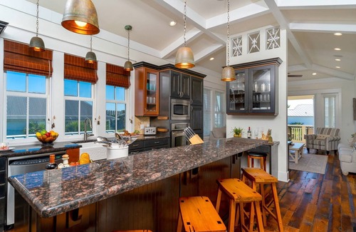 Holiday Isle House | Breathtaking Home w/Private Pool, Walk 2 Beach w/Beach Wagon, Pools, Hot Tub, Tennis - Destin Pointe