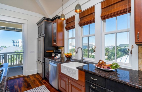Holiday Isle House | Breathtaking Home w/Private Pool, Walk 2 Beach w/Beach Wagon, Pools, Hot Tub, Tennis - Destin Pointe