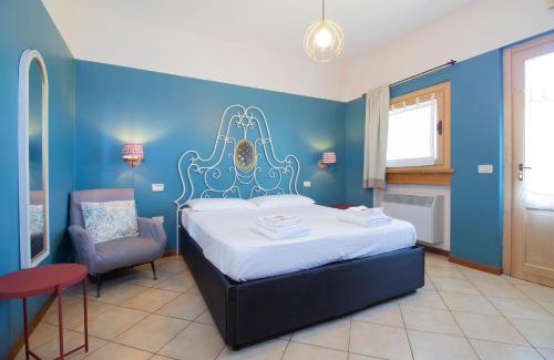 Lonato del Garda Apartment | breathtaking lake view and pool, Prato Verde