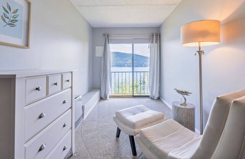 Canandaigua Condo | Breathtaking Lakefront Condo w/ Lake Views