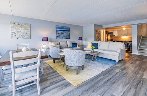 Canandaigua Condo | Breathtaking Lakefront Condo w/ Lake Views