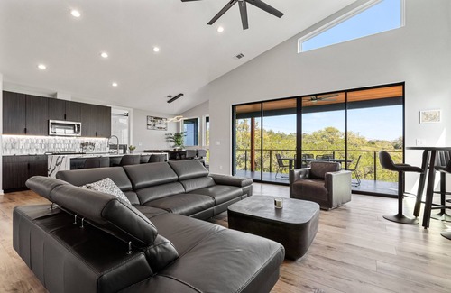 Waterford On Lake Travis House | Breathtaking oasis with pool, hot tub, 2 master suites, near lake, park & golf!