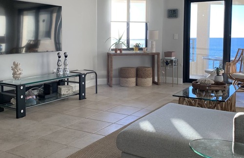 Key Colony Beach Condo | Breathtaking Ocean Front- Pristine Beaches-Luxurious Condo!