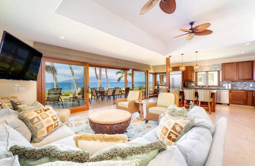 Downtown Lahaina Condo | Breathtaking Oceanfront 5 bedroom - Puamana 150-1