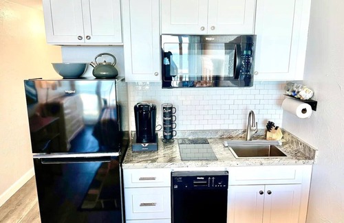 Ocean View Halifax Estates Apartment | Breathtaking panoramic views of Ocean from 4th floor upgraded unit own balcony