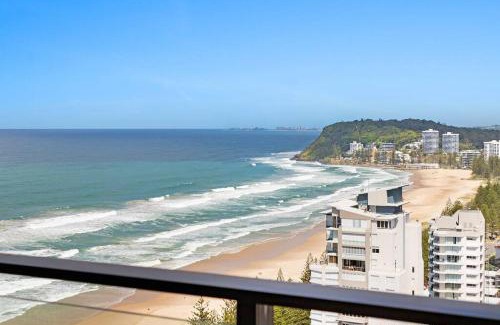 Burleigh Heads Apartment | Breathtaking Penthouse Paradise Ocean views Pool