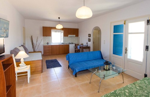 Naxos Villa | Breathtaking sunset, salt lake and Aegean sea view. 150m from magnificent beach.