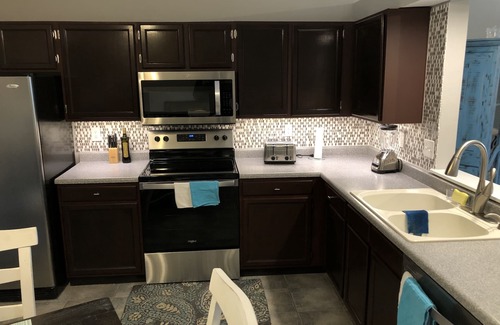 Centennial House | Breathtaking, updated 3 BR/2 BA Home Near Cherry Creek & Quincy Reservoirs