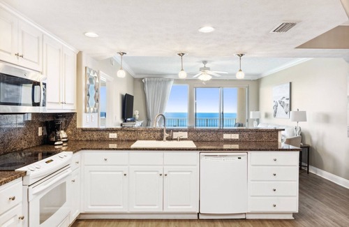Lower Grand Lagoon Condo | Breathtaking Views Throughout this 2BR 2BA 18th Floor Condo @ Treasure Island