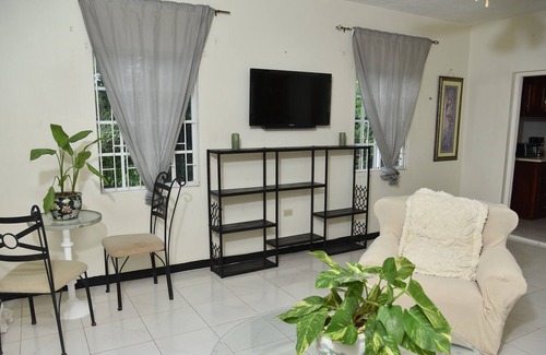 Whitehouse House | Breathtaking View, 2 bed suite, White house, Westmoreland