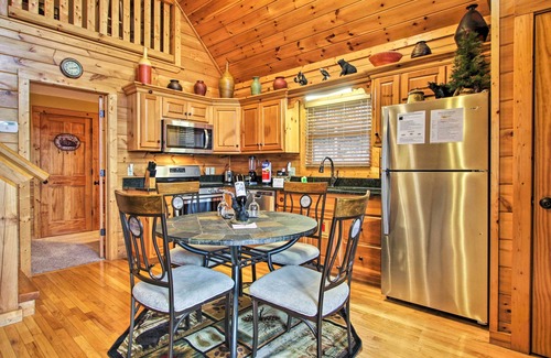 Black Bear Falls Cabin | 'Breathtaking View' Cabin w/Game Room & Hot Tub!