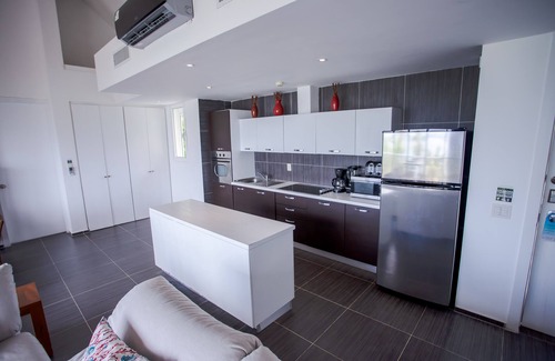 Punta Balandra Apartment | Breathtaking View Condo w/Balcony + Beach + Pool + Parking & Wi-Fi