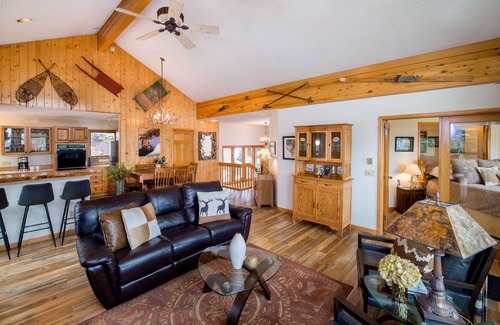 Windcliff Estates House | Breathtaking view of RMNP @ Windcliff -sauna/pool table/AC