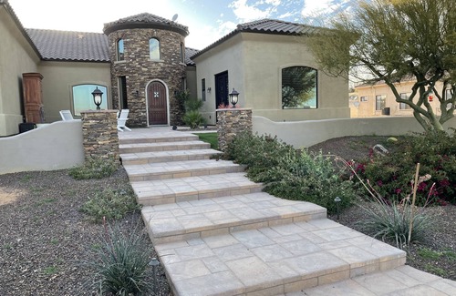 Rio Verde Foothills House | Breathtaking views and trails all over