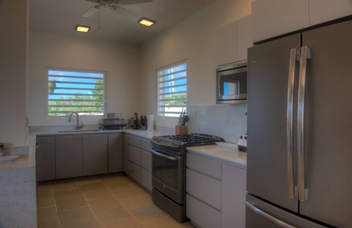 The Valley Villa | Breathtaking Views - Minutes From Many Beaches - Family-Friendly Villa