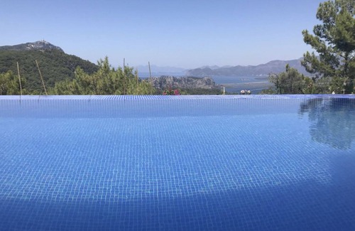 Ortaca Villa | Breathtaking views from the infinity pool of the famous Iztuzu beach view.
