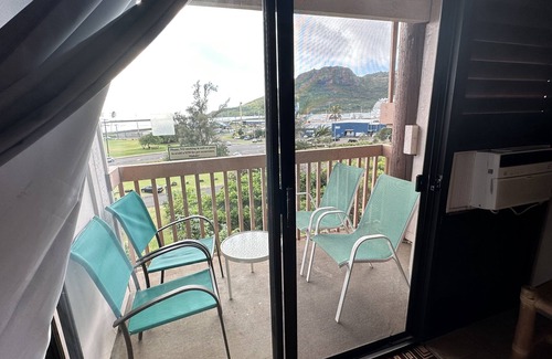 Nawiliwili Condo | Breathtaking views of Kalapaki Beach, Nawiliwili Harbor, A/C
