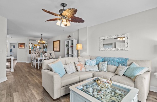 Carteret County Condo | Breathtaking Views on the Water Luxury Condo
