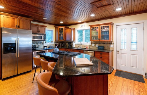 Grand Haven House | Breathtaking Views of Grand Haven Beach and Lake MI!