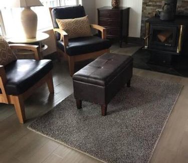 Groveland House | Breckenridge Chalet near Yosemite. Dog friendly!