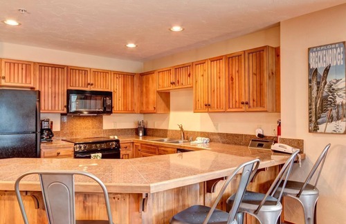 Breckenridge Condo | Breckenridge CO | Mountain Thunder Lodge | 2 Bedroom Condo