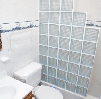 Sandy Hill Apartment | Breezee