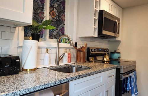 Atlantic City Apartment | BreezeWay- Comfy 2 Bedroom, 1 Block from Beach!